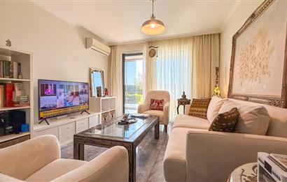 Küçükköyde Havuzlu Sitede Satılık, Lüks ,Yerden Isıtmalı Daire