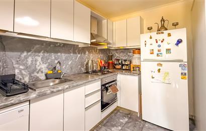 Küçükköyde Havuzlu Sitede Satılık, Lüks ,Yerden Isıtmalı Daire