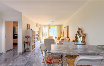 Küçükköyde Havuzlu Sitede Satılık, Lüks ,Yerden Isıtmalı Daire