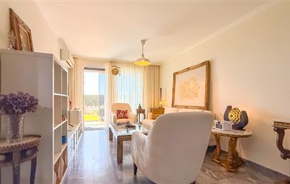 Küçükköyde Havuzlu Sitede Satılık, Lüks ,Yerden Isıtmalı Daire