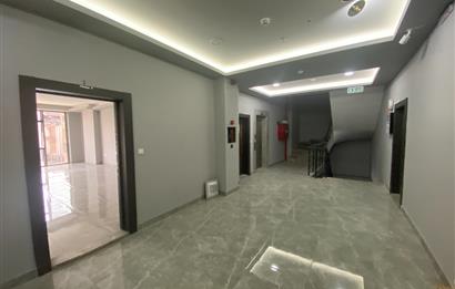 C21 İZ MEHMET ÇAKAR'DAN MERKEZ'DE KİRALIK OFİS...