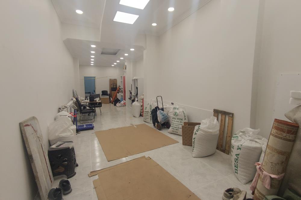 Atalar Doğu Caddesi'nde 85m2 Satılık Dükkan