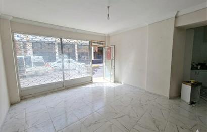 Pendik Alt Kaynarca'da 45 m2 Satılık Dükkan