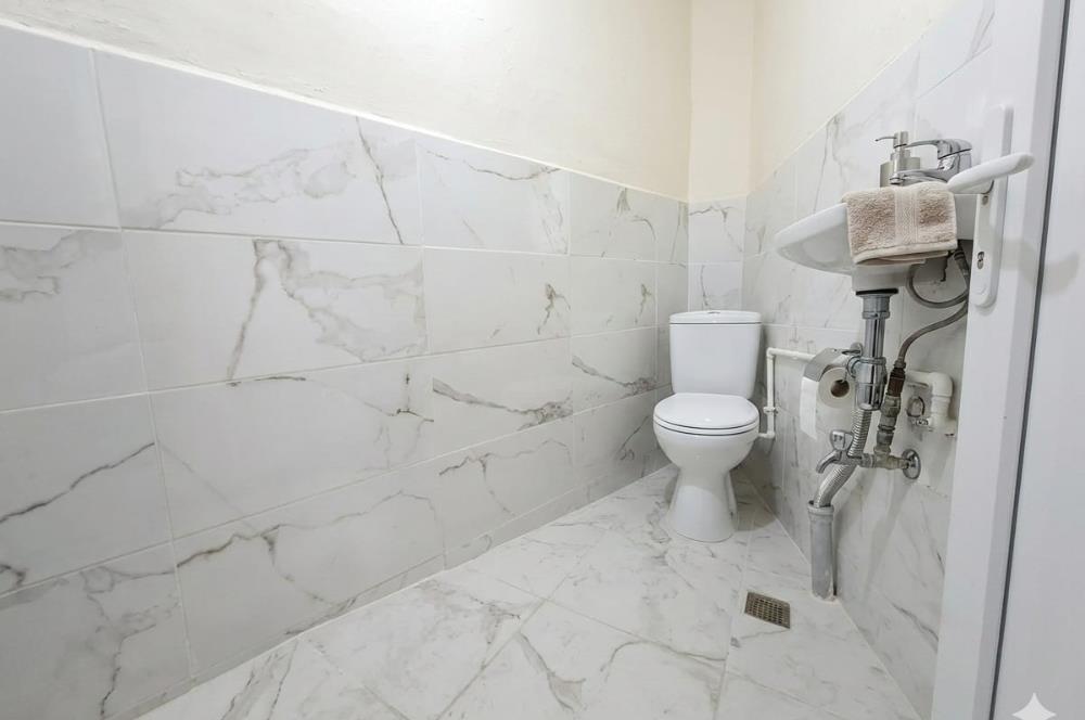 Pendik Alt Kaynarca'da 45 m2 Satılık Dükkan