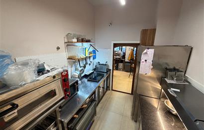 FIRSAT !!! KOZYATAĞI ŞAKACI SOKAKTA KURULU DÜZEN KAFE