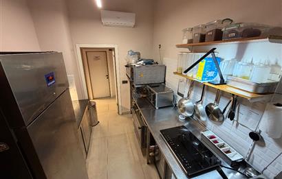 FIRSAT !!! KOZYATAĞI ŞAKACI SOKAKTA KURULU DÜZEN KAFE