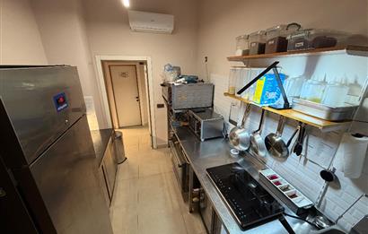 FIRSAT !!! KOZYATAĞI ŞAKACI SOKAKTA KURULU DÜZEN KAFE