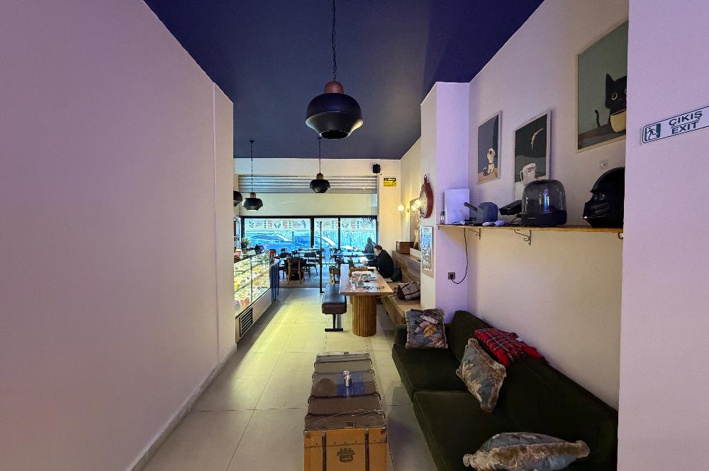 FIRSAT !!! KOZYATAĞI ŞAKACI SOKAKTA KURULU DÜZEN KAFE