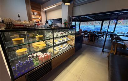 FIRSAT !!! KOZYATAĞI ŞAKACI SOKAKTA KURULU DÜZEN KAFE