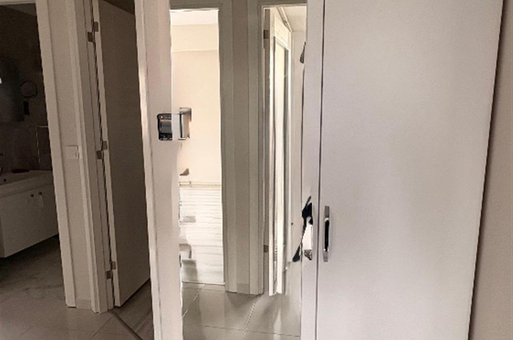 Maltepe Cevizli Mahallesi Yavuz Sokakta Minibüs Yoluna Çok Yakın Konumda, 3+1 KİRALIK DAİRE