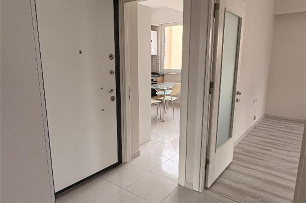 Maltepe Cevizli Mahallesi Yavuz Sokakta Minibüs Yoluna Çok Yakın Konumda, 3+1 KİRALIK DAİRE