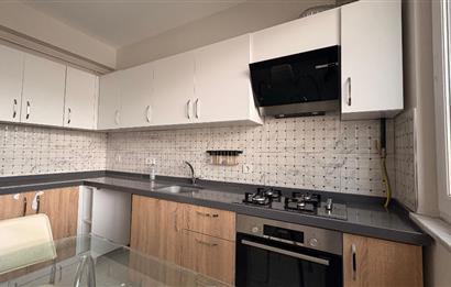 Maltepe Cevizli Mahallesi Yavuz Sokakta Minibüs Yoluna Çok Yakın Konumda, 3+1 KİRALIK DAİRE