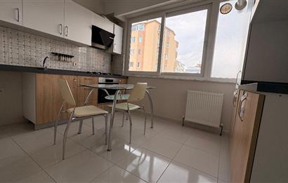 Maltepe Cevizli Mahallesi Yavuz Sokakta Minibüs Yoluna Çok Yakın Konumda, 3+1 KİRALIK DAİRE