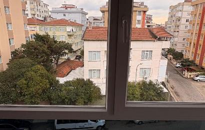 Maltepe Cevizli Mahallesi Yavuz Sokakta Minibüs Yoluna Çok Yakın Konumda, 3+1 KİRALIK DAİRE