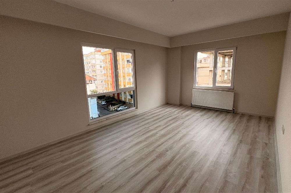 Maltepe Cevizli Mahallesi Yavuz Sokakta Minibüs Yoluna Çok Yakın Konumda, 3+1 KİRALIK DAİRE