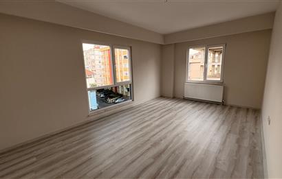 Maltepe Cevizli Mahallesi Yavuz Sokakta Minibüs Yoluna Çok Yakın Konumda, 3+1 KİRALIK DAİRE