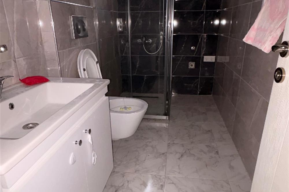 Maltepe Cevizli Mahallesi Yavuz Sokakta Minibüs Yoluna Çok Yakın Konumda, 3+1 KİRALIK DAİRE