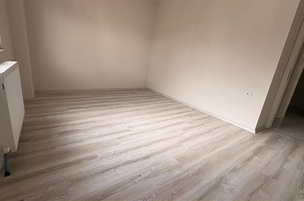 Maltepe Cevizli Mahallesi Yavuz Sokakta Minibüs Yoluna Çok Yakın Konumda, 3+1 KİRALIK DAİRE