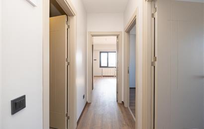 YALI MAHALLESİ'NDE 3+1 90m2 3.KAT OTOPARKLI LÜKS SIFIR DAİRE