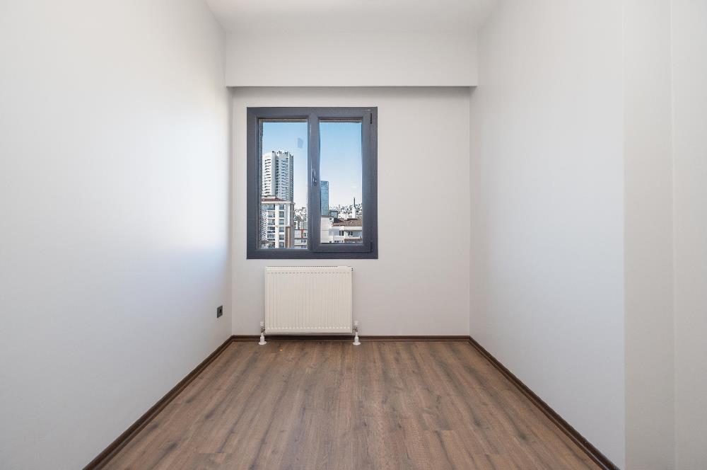YALI MAHALLESİ'NDE 3+1 90m2 6.KAT OTOPARKLI LÜKS SIFIR DAİRE