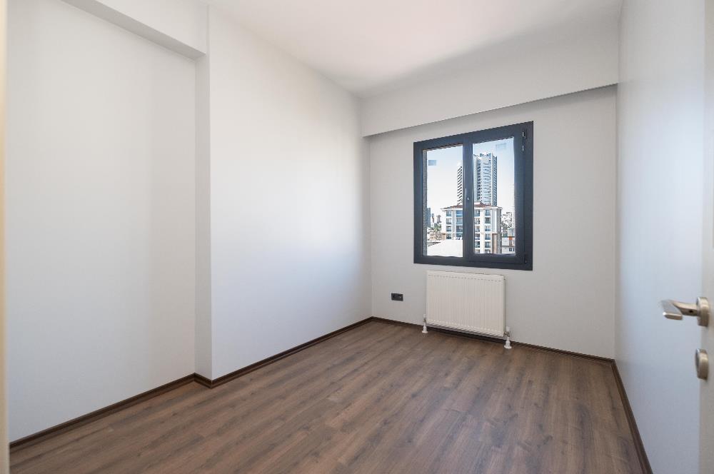 YALI MAHALLESİ'NDE 3+1 90m2 3.KAT OTOPARKLI LÜKS SIFIR DAİRE