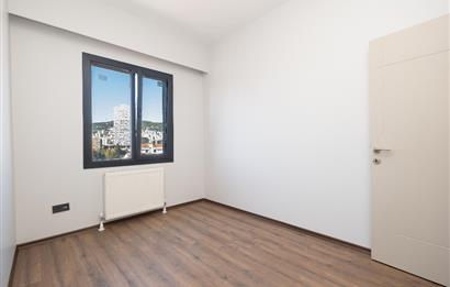 YALI MAHALLESİ'NDE 3+1 90m2 3.KAT OTOPARKLI LÜKS SIFIR DAİRE