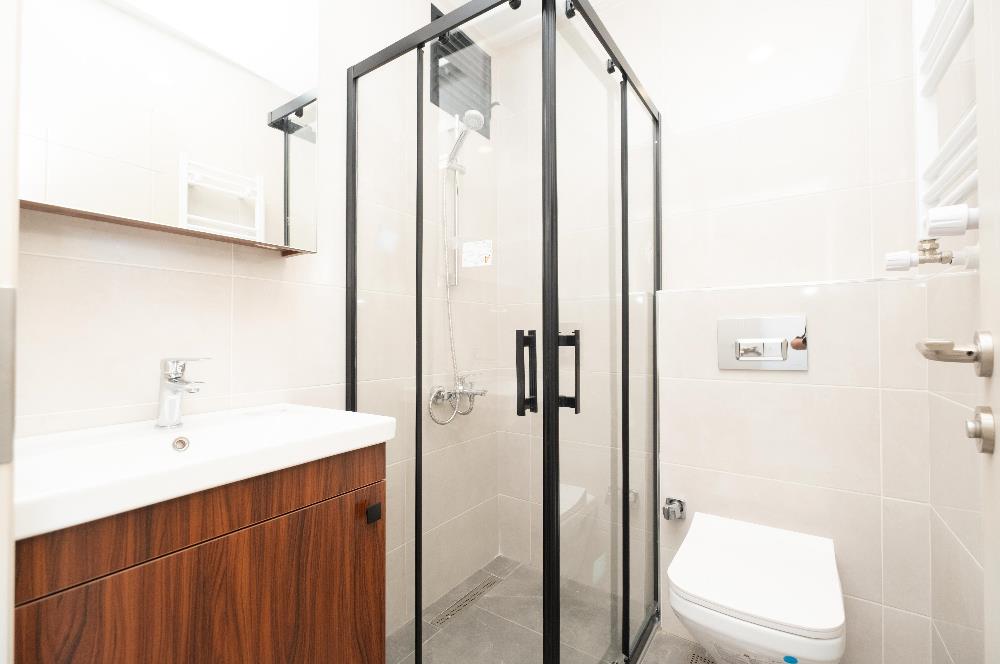 YALI MAHALLESİ'NDE 3+1 90m2 6.KAT OTOPARKLI LÜKS SIFIR DAİRE