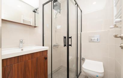 YALI MAHALLESİ'NDE 3+1 90m2 3.KAT OTOPARKLI LÜKS SIFIR DAİRE