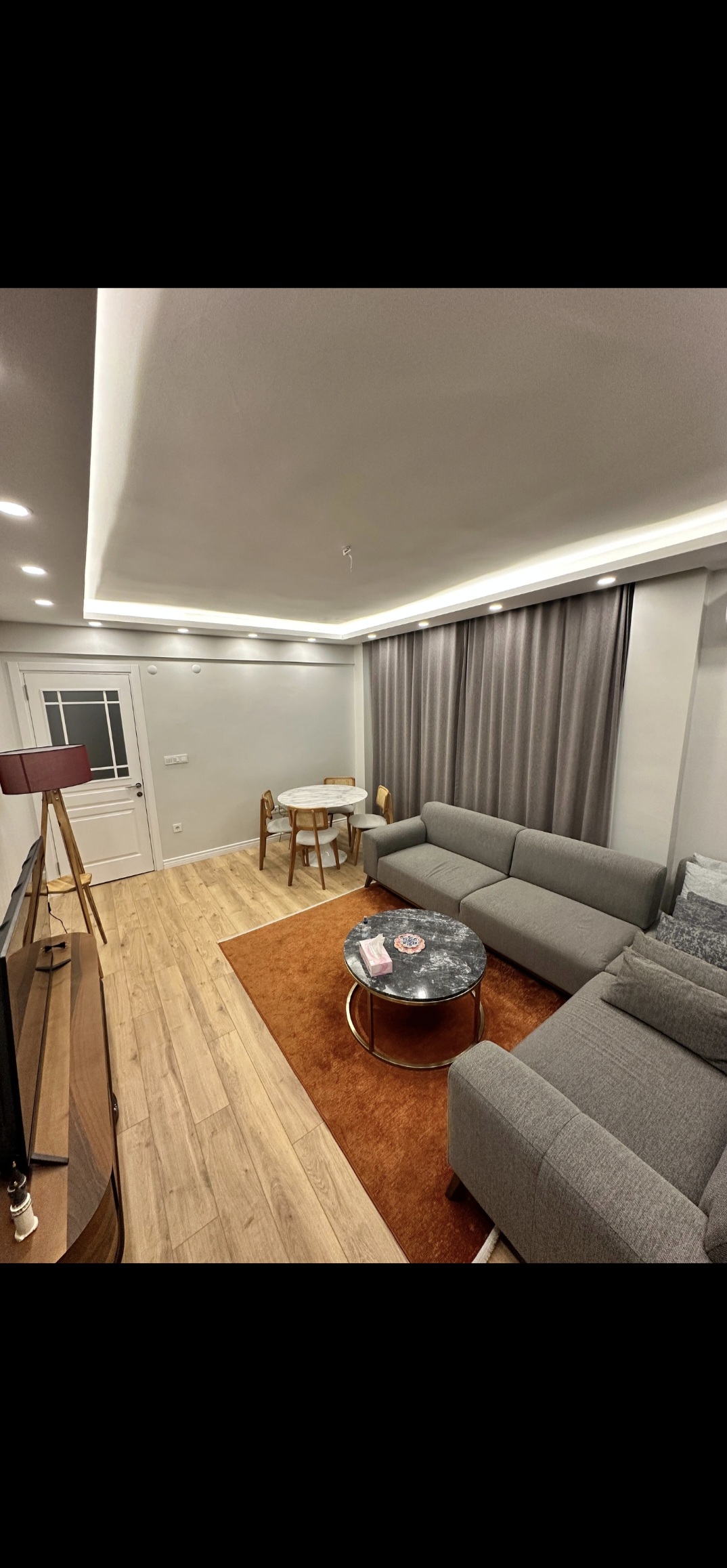 Kadıköy Reşitpaşa Sokak'ta Eşyalı 2+1 Kiralık Daire