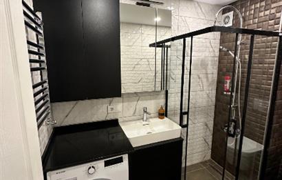 Kadıköy Reşitpaşa Sokak'ta 2+1 Satılık Daire