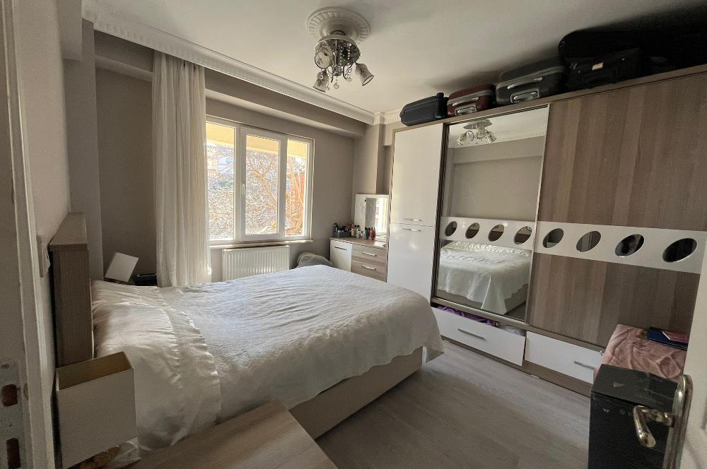 Eyüp Akşemsettin Satılık 3+2 Balkon Ve Bahçeli Fırsat Daire!!!