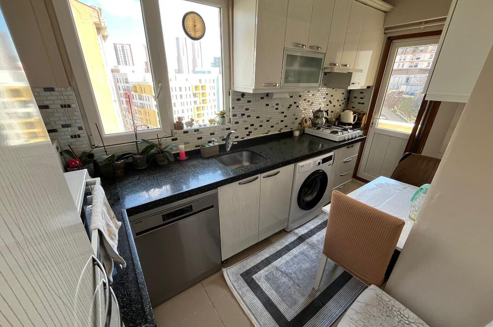 Eyüp Akşemsettin Satılık 3+2 Balkon Ve Bahçeli Fırsat Daire!!!