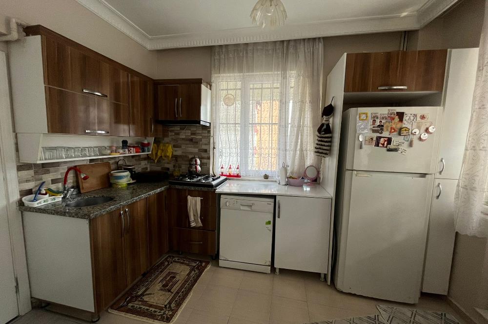 Eyüp Akşemsettin Satılık 3+2 Balkon Ve Bahçeli Fırsat Daire!!!