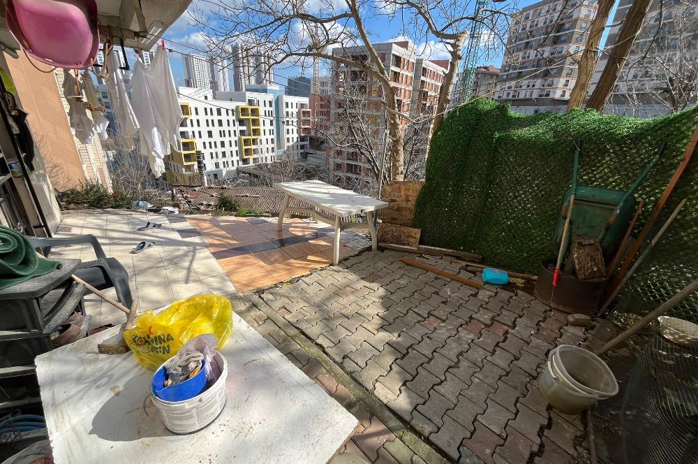 Eyüp Akşemsettin Satılık 3+2 Balkon Ve Bahçeli Fırsat Daire!!!