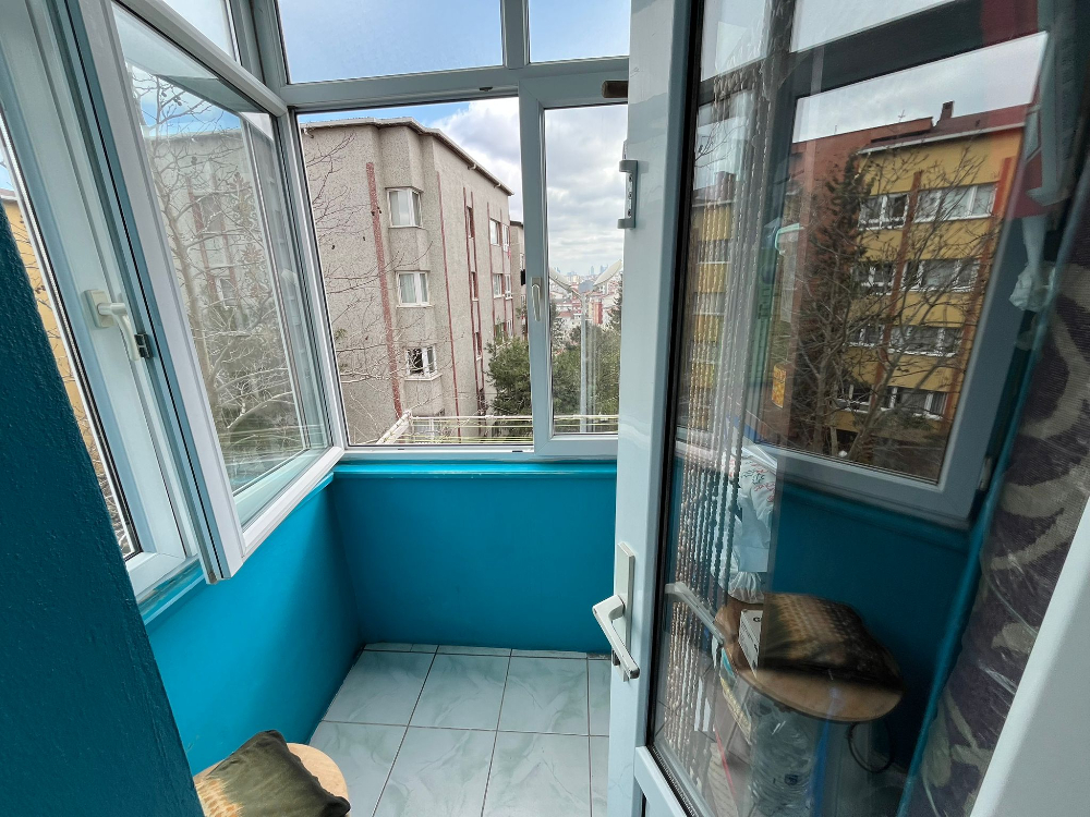 Eyüp Akşemsettin Satılık Cadde Üzeri 3+1 Fırsat Yatırımlık Daire