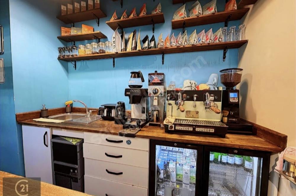 İskele sokakta kira avantajlı devren kiralık hazır kafe