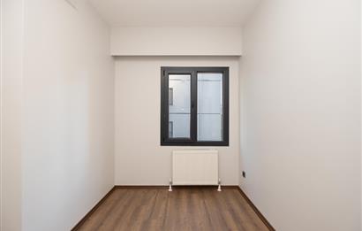 YALI MAHALLESİ'NDE 3+1 90m2 7.KAT OTOPARKLI LÜKS SIFIR DAİRE