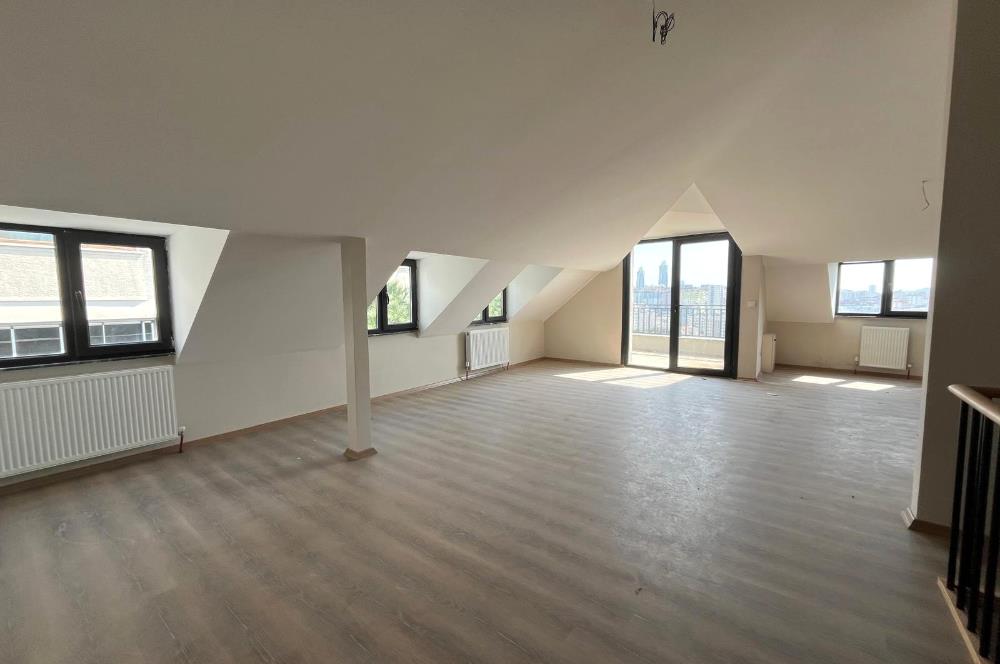 KORU PARKININ İÇİNDE KAPANMAZ DENİZ VE ADALAR MANZARALI PRESTİJLİ  3+2 LÜX DUBLEKS  ﻿