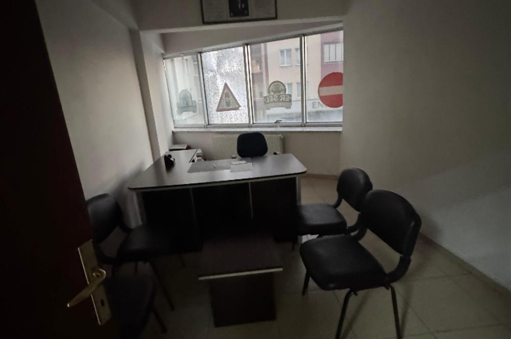 Bankadan Satılık Ofis Katı