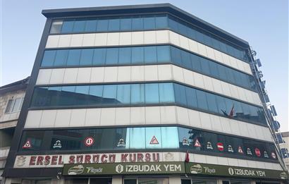 Bankadan Satılık Depolu Dükkan