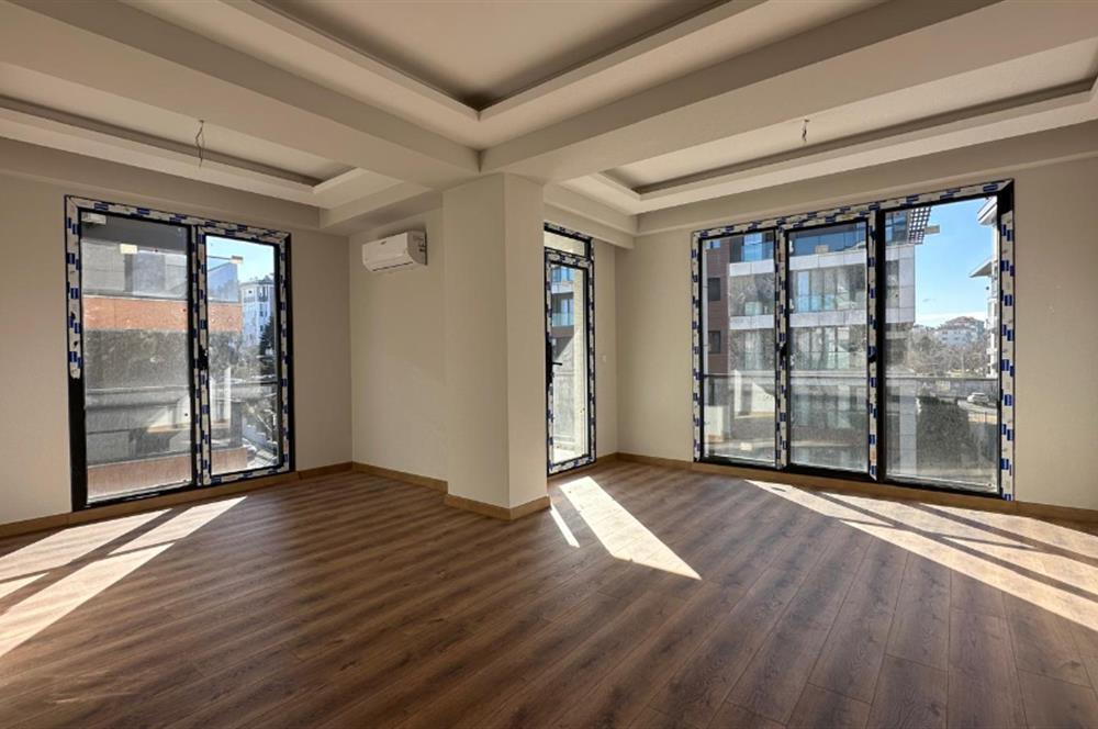 ÜSKÜDAR KÜÇÜKSU MAHALLESİ'NDE SIFIR 3+1 KİRALIK DAİRE