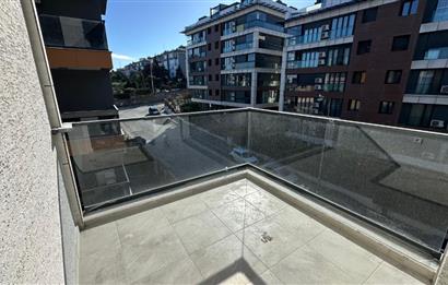 ÜSKÜDAR KÜÇÜKSU MAHALLESİ'NDE SIFIR 3+1 KİRALIK DAİRE