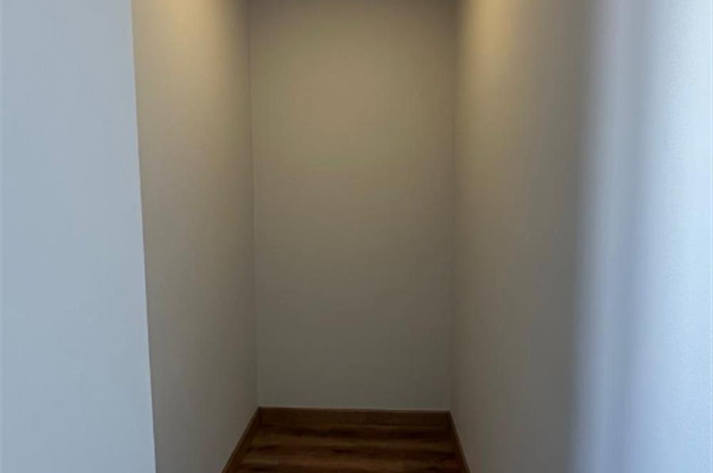 ÜSKÜDAR KÜÇÜKSU MAHALLESİ'NDE SIFIR 3+1 KİRALIK DAİRE