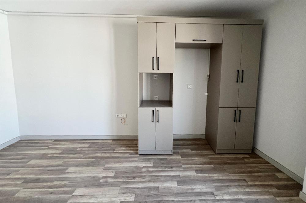 TOYGAR'DA SATILIK 1+1 DAİRE C21 BAL'DA