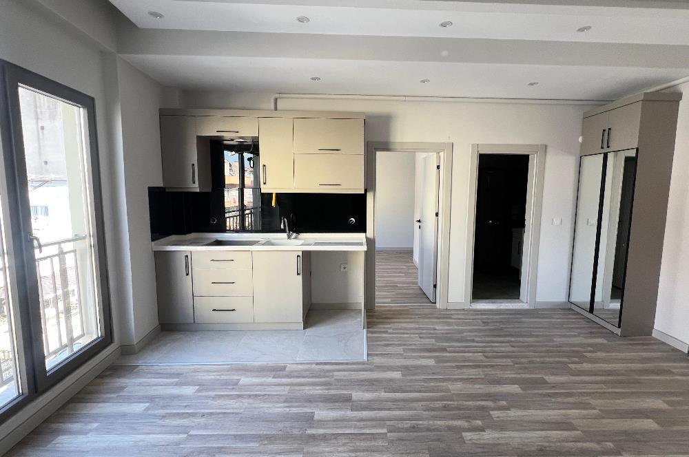 TOYGAR'DA SATILIK 1+1 DAİRE C21 BAL'DA