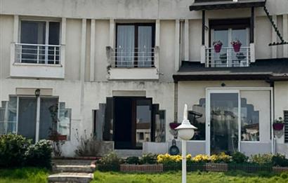 Century 21 Ewa | Sayılgan Villaları 3+1 Kiralık Dubleks