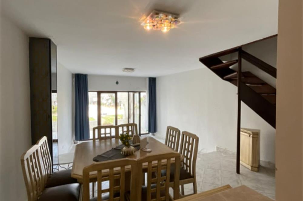 Century 21 Ewa | Sayılgan Villaları 3+1 Kiralık Dubleks