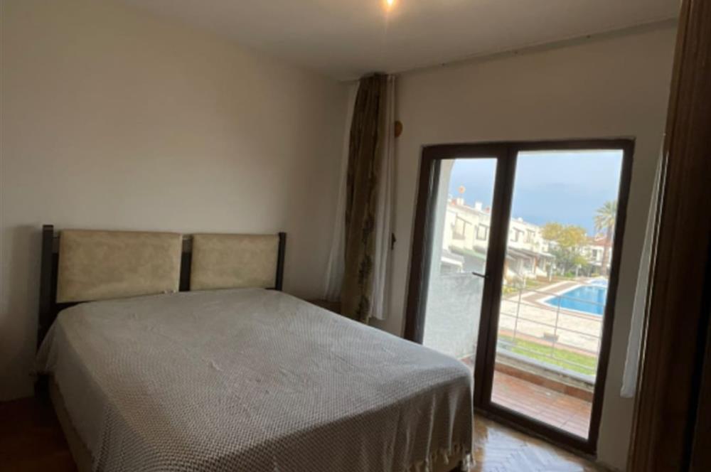 Century 21 Ewa | Sayılgan Villaları 3+1 Kiralık Dubleks