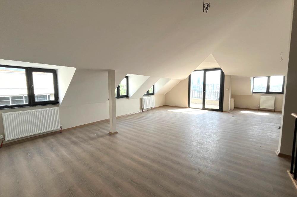 KORU PARKININ İÇİNDE KAPANMAZ DENİZ VE ADALAR MANZARALI PRESTİJLİ  3+2 LÜX DUBLEKS  ﻿