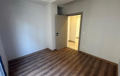 ÜSKÜDAR KÜÇÜKSU MAHALLESİ'NDE SIFIR 3+1 KİRALIK DAİRE